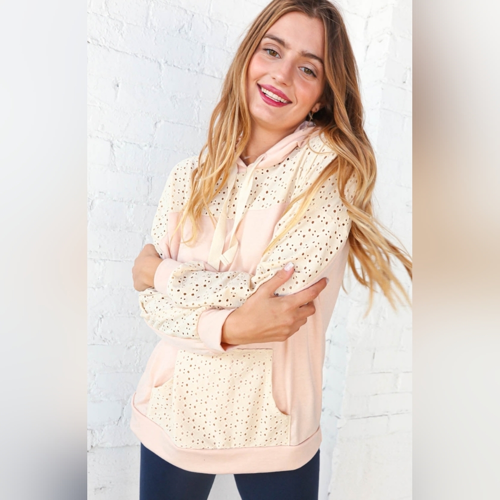 💥NEW Peach Ivory Eyelet Color Block Pullover Hoodie